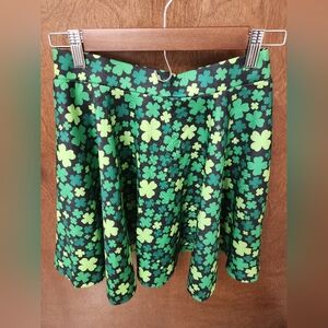 St. Pattys Good Luck Green Clover Pattern Skirt